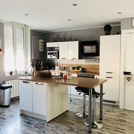 Maison De Ville A Албер Екстериор снимка